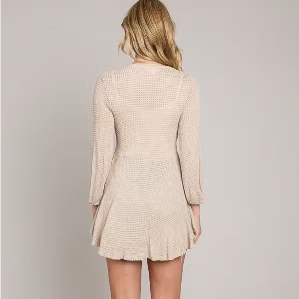 Bracelet Sleeve Length Tie Front Peplum Lightweight Cardigan in Oatmeal - Picture 4 of 6